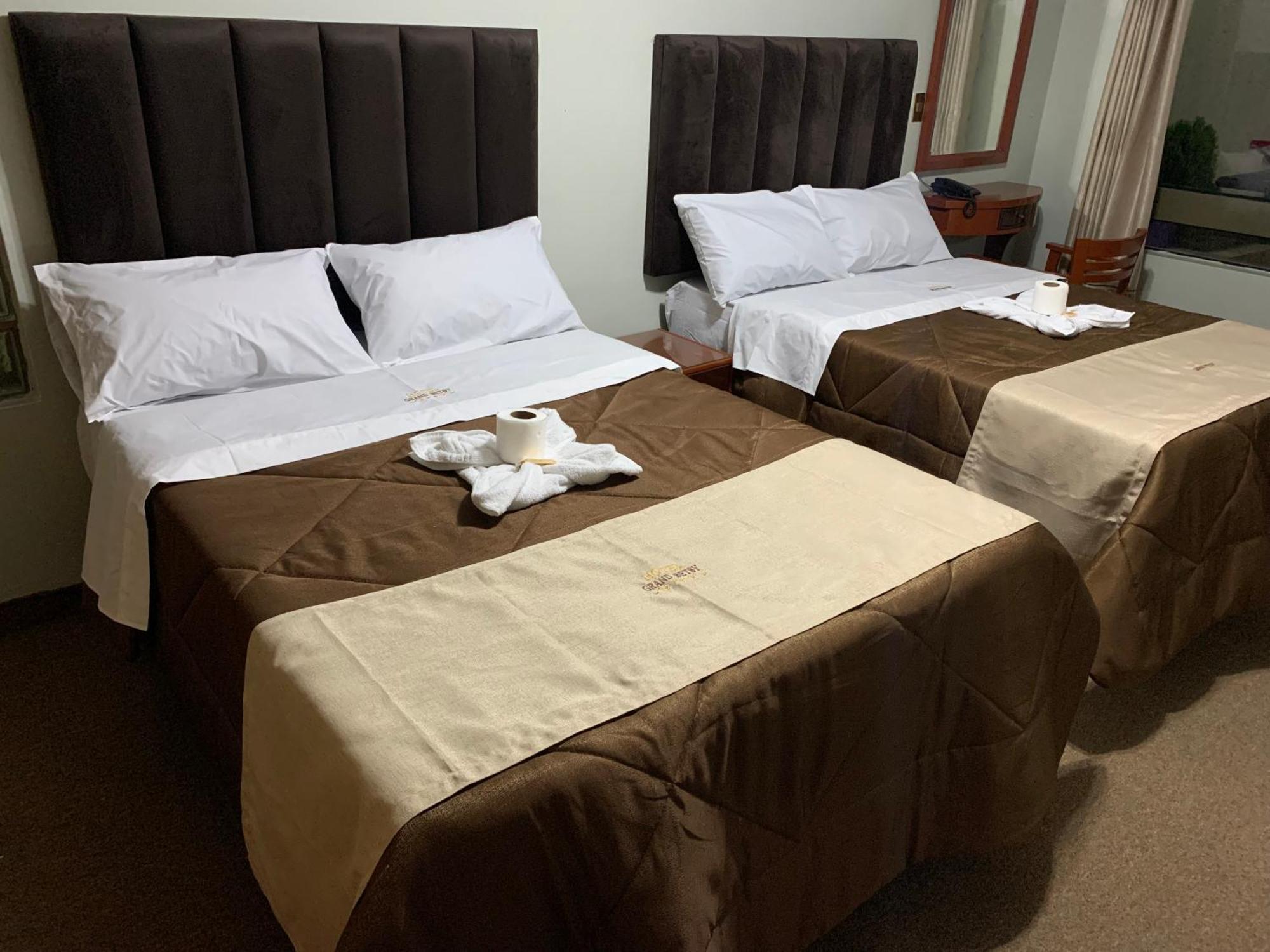 Grand Hotel Betsy Lima Zewnętrze zdjęcie